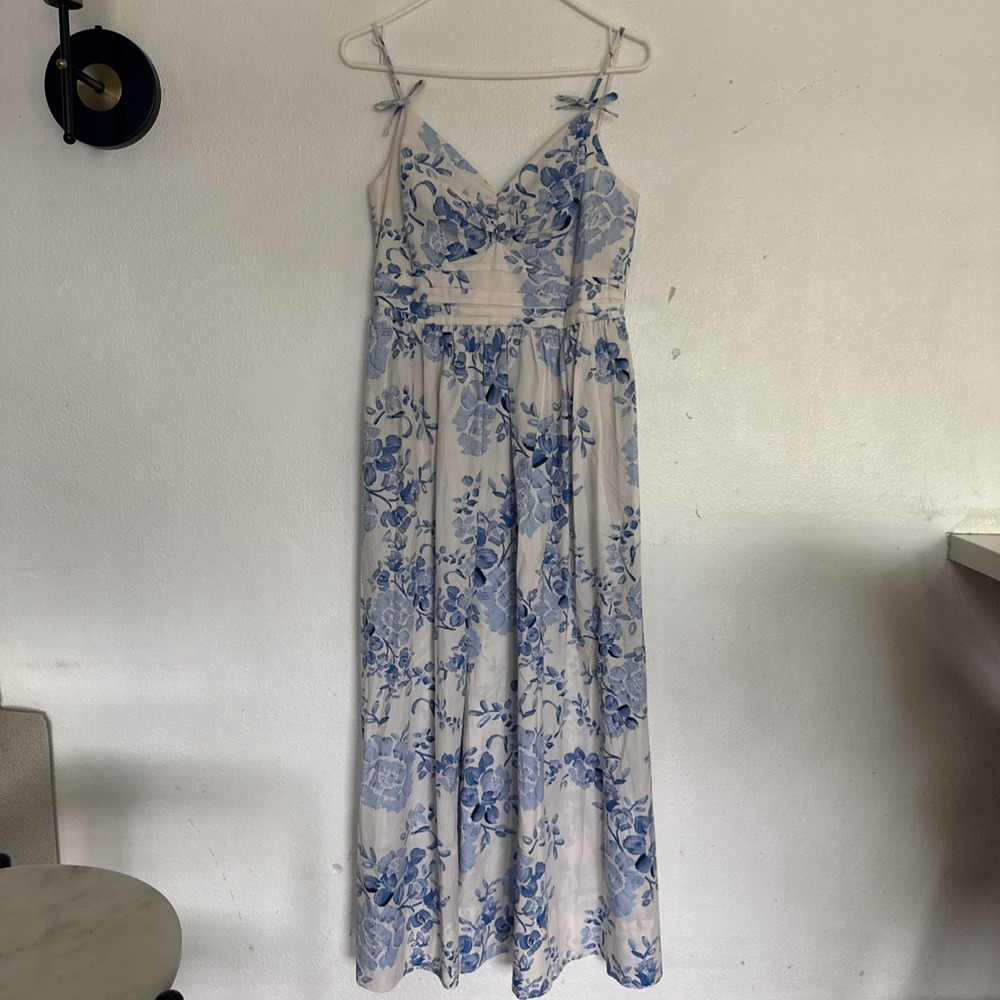 CeCe Women's White Blue Floral Maxi Dress Ruched V Neck Bodice Box Straps Size S - Picture 2 of 12
